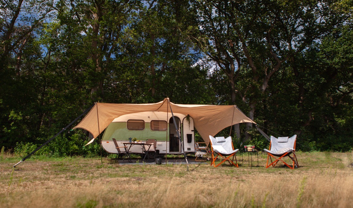 Glaravans Vintage caravan te huur | Bijzonderecamping.nl Glaravans Vintage caravan te huur | Bijzonderecamping.nl