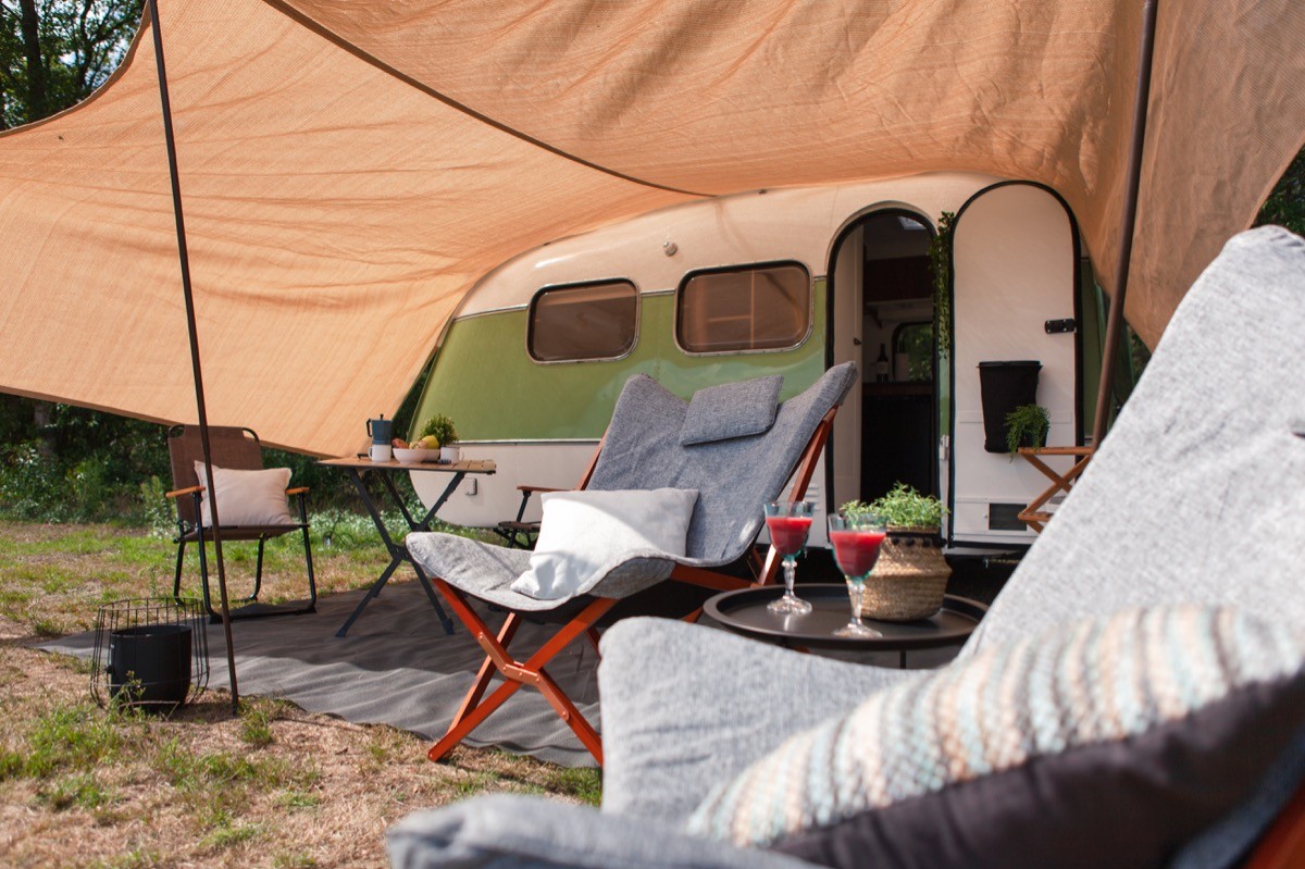 Glaravans Vintage caravan te huur | Bijzonderecamping.nl Glaravans Vintage caravan te huur | Bijzonderecamping.nl