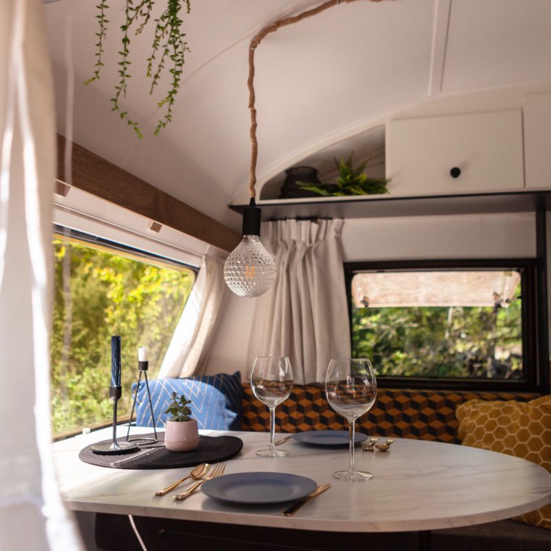 Glaravans Vintage caravan te huur | Bijzonderecamping.nl Glaravans Vintage caravan te huur | Bijzonderecamping.nl